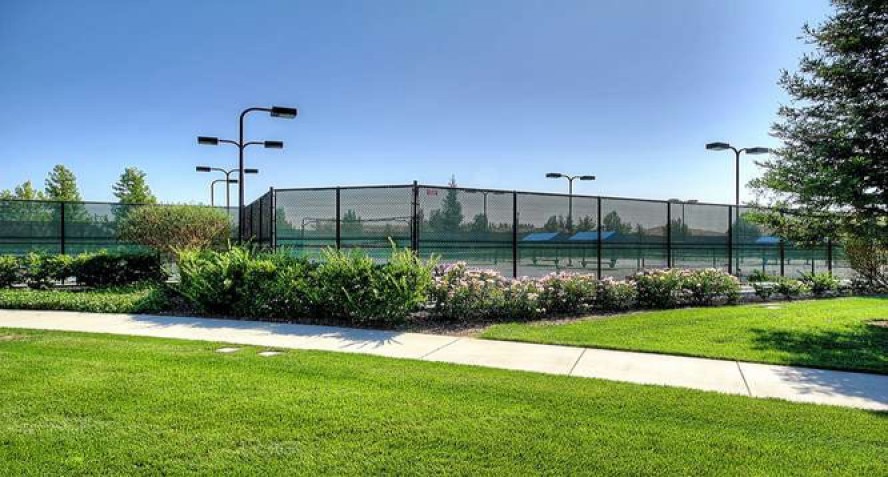 Tennis Court - DW Woodbridge