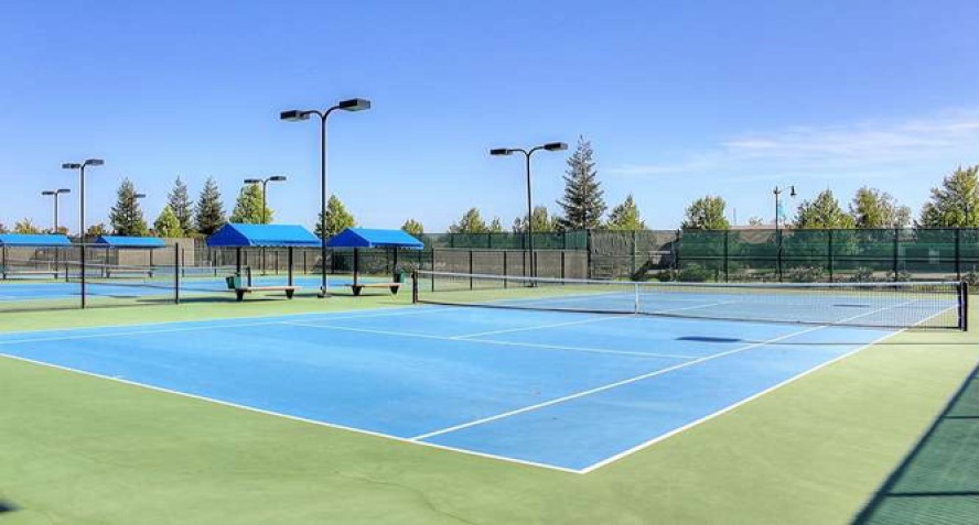 Tennis Court - DW Woodbridge